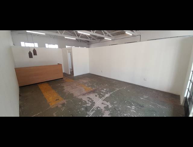 90M² WAREHOUSE RENTED IN GQEBERHA CENTRAL